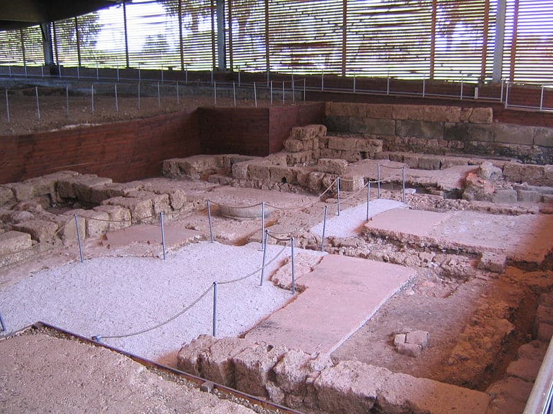 Sítio arqueológico em Fregellae, antiga cidade romana. 